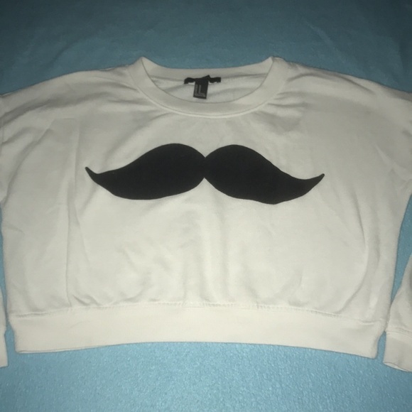 FOREVER 21 cropped oversized mustache long sleeve sweatshirt soft size M - Picture 1 of 7